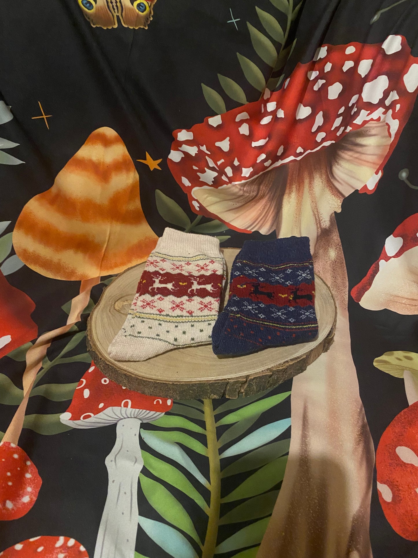 One random Pair of Warm & Cosy Elk Print Socks for Women (one size)