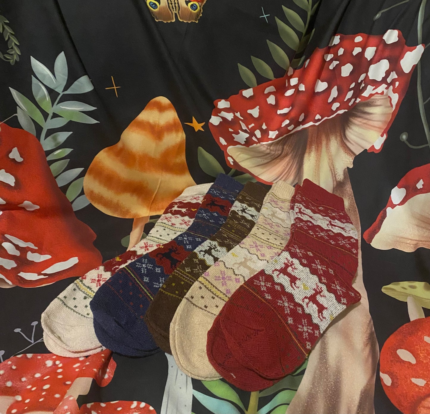 One random Pair of Warm & Cosy Elk Print Socks for Women (one size)