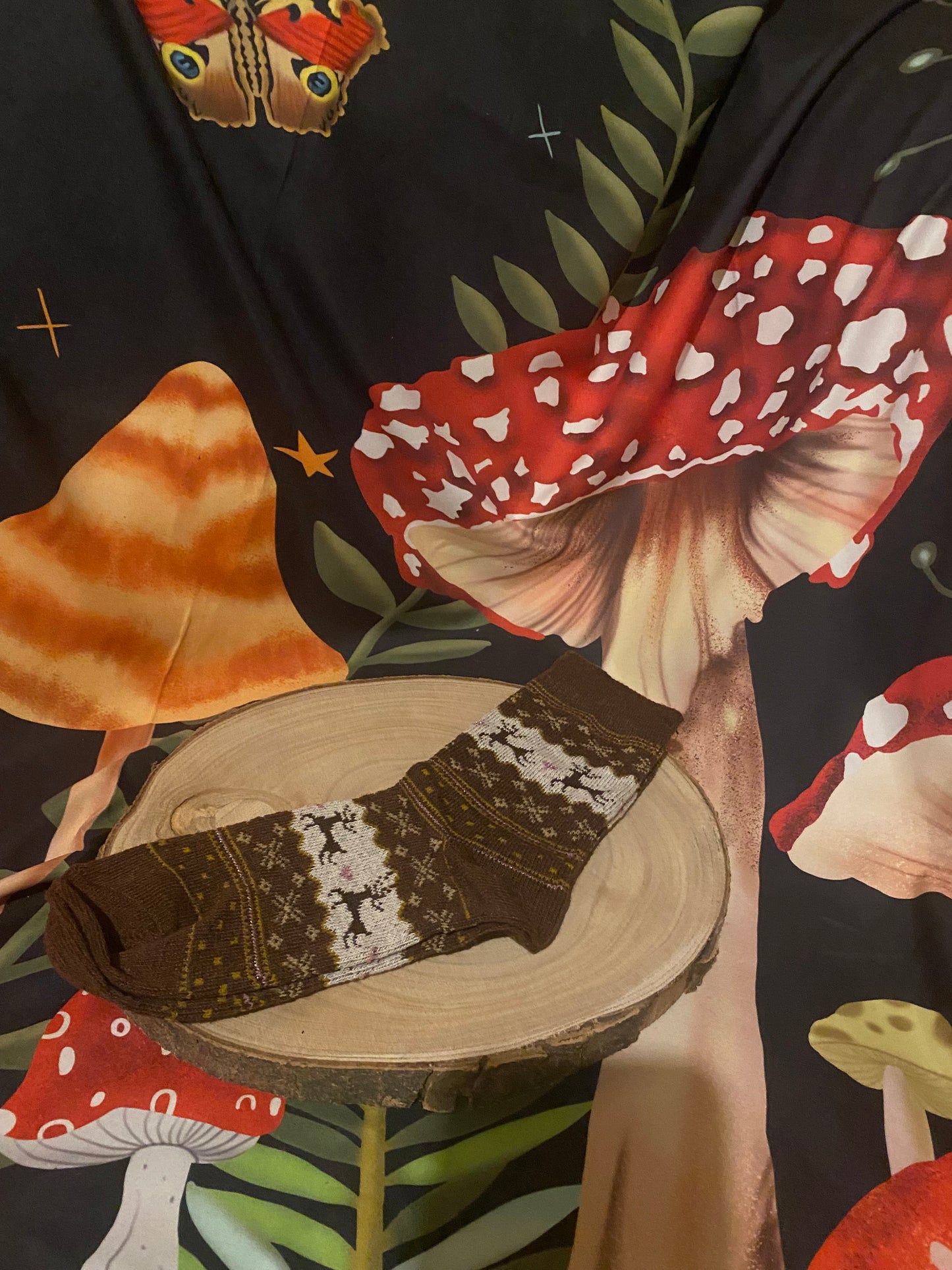 One random Pair of Warm & Cosy Elk Print Socks for Women (one size)