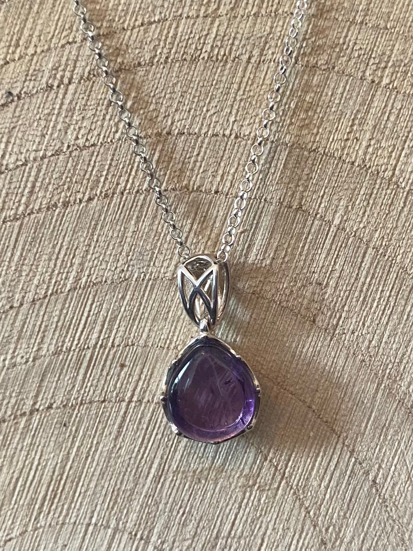 925 Silver & Amethyst Pendant