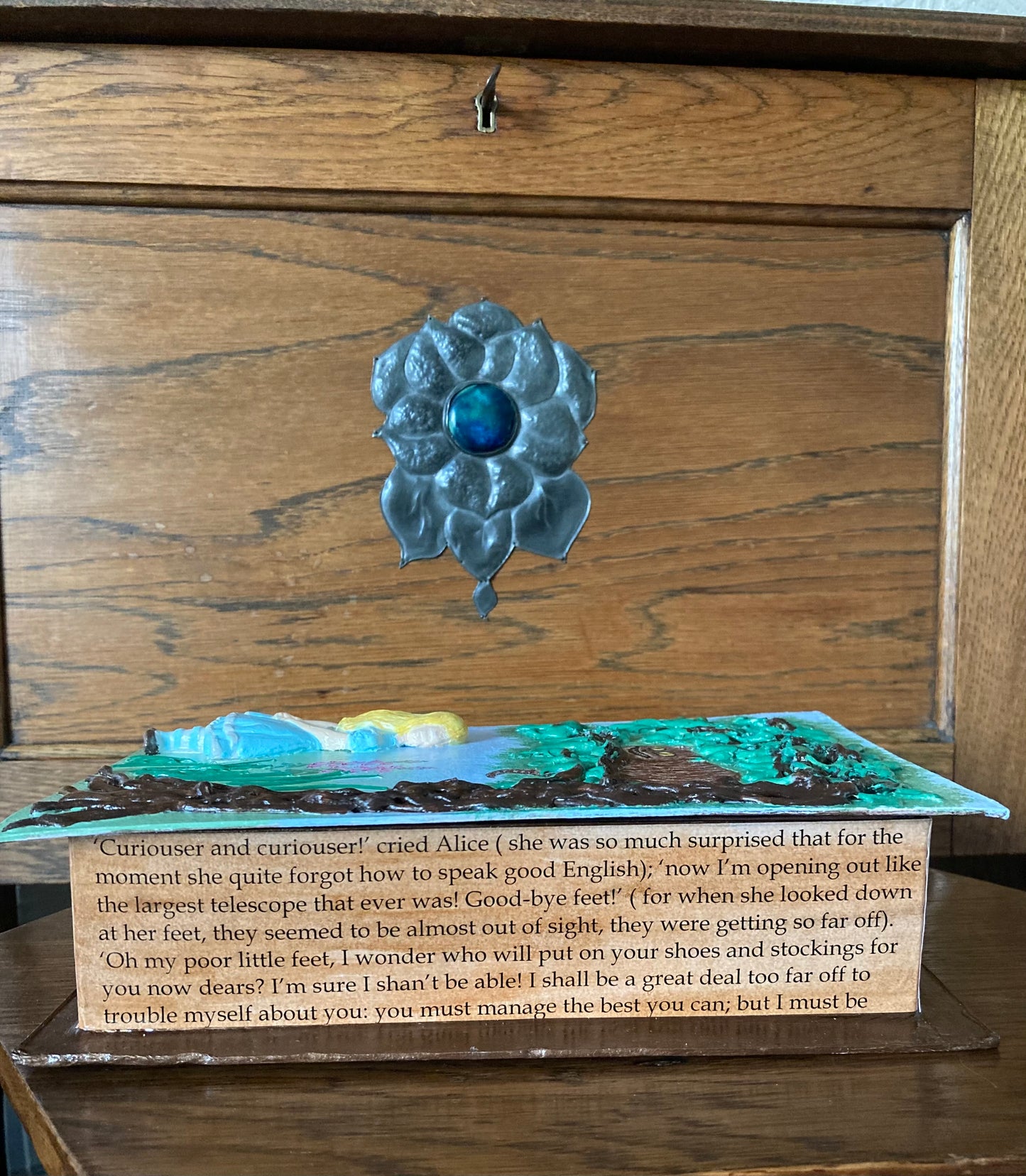 Alice in Wonderland The Cheshire Cat Paper Mache Book Box