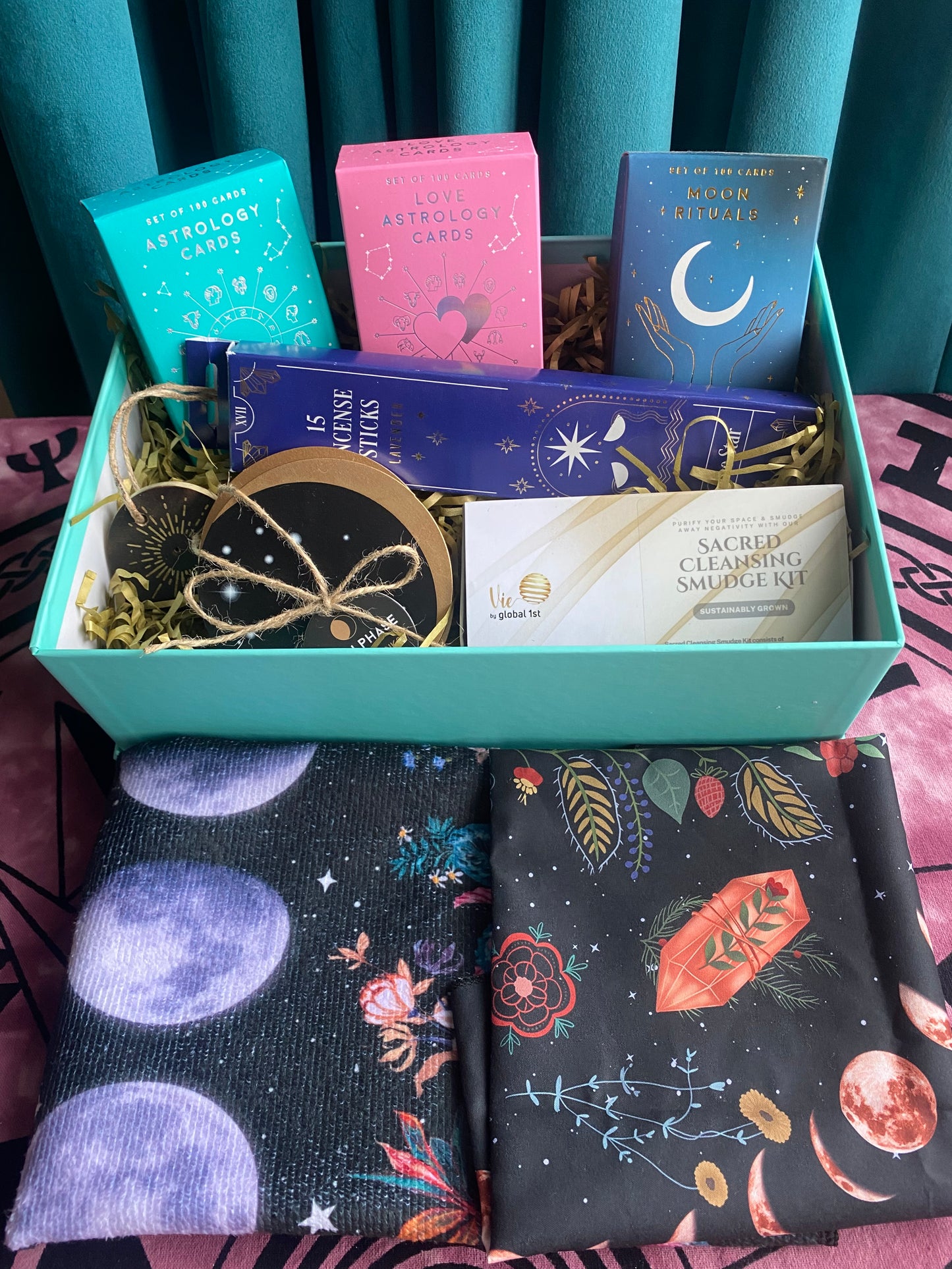 Moon & Astrology Gift Set